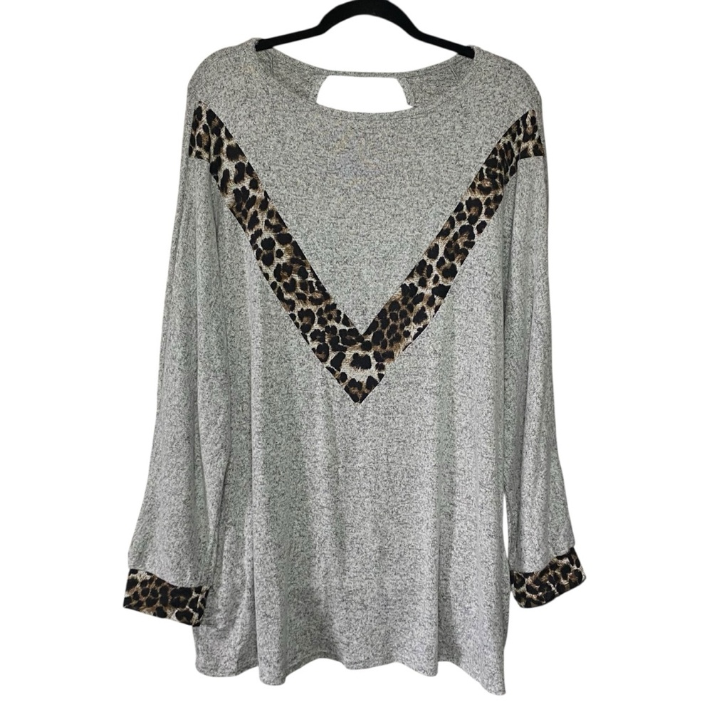 Emerald Clothing Grey Leopard Tunic Top Cutout Back Womens Plus Size 2X NWOT